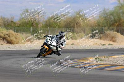 media/Nov-05-2022-SoCal Trackdays (Sat) [[f8d9b725ab]]/Turn 2 (1120am)/